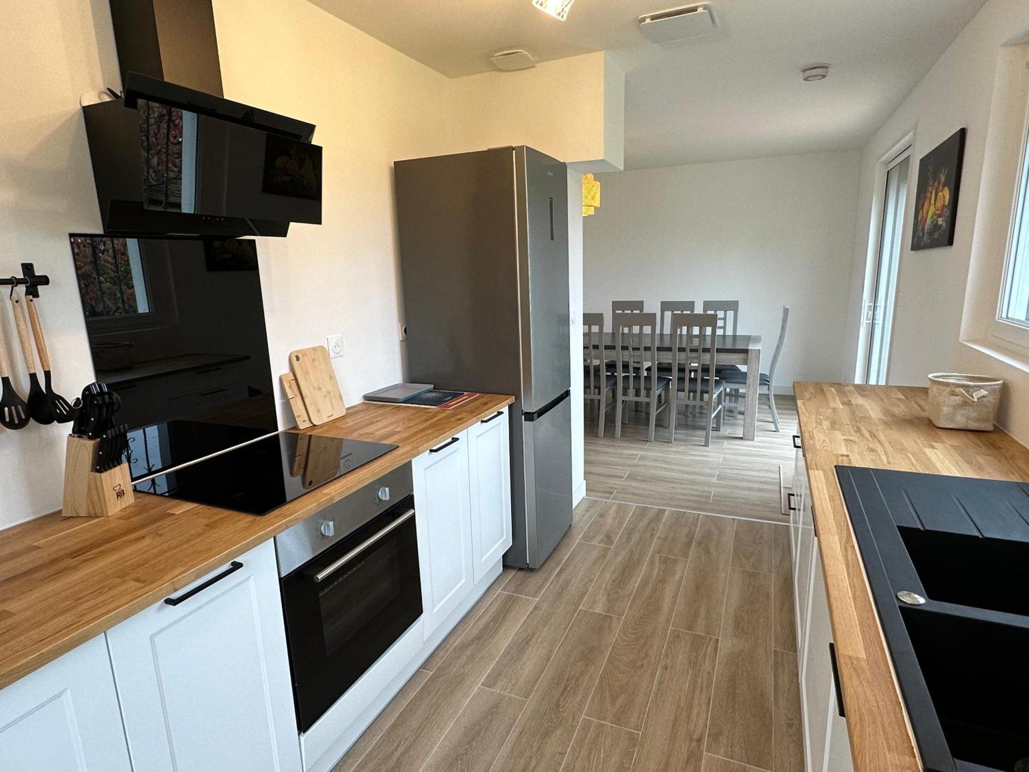 Holiday home Iska - 6velos-calme-piscine-moderne-centre-port-plages